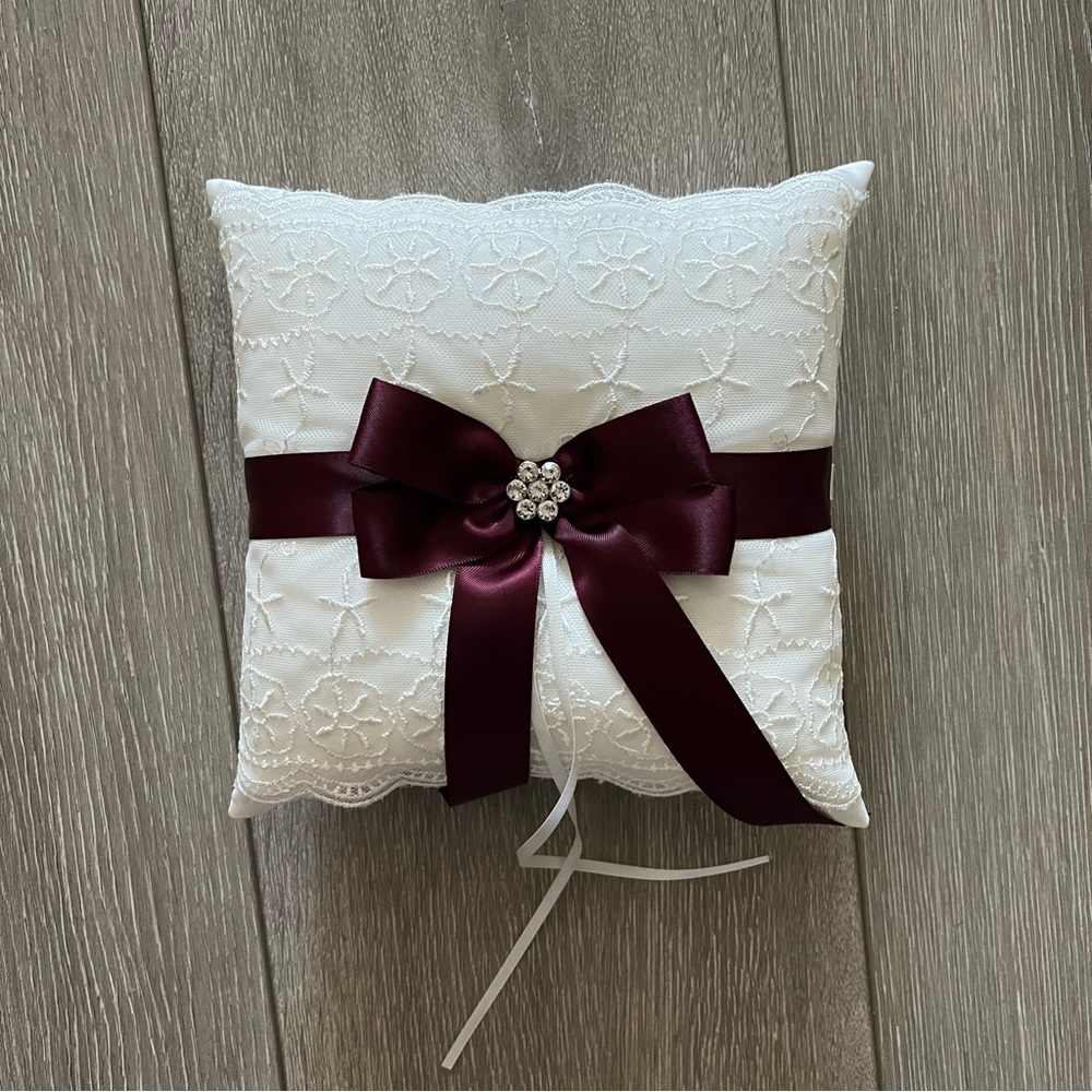 🌿Ring Bearer Pillow